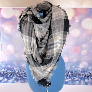 FRAAS used scarf.